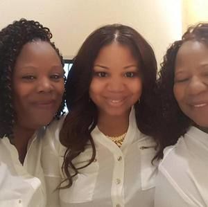 Meet your Posher, Monique